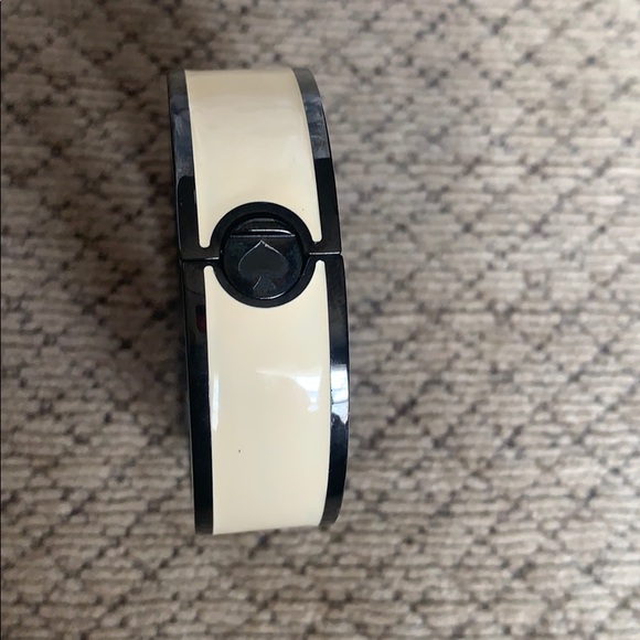 Kate Spade Watch - Picture 4 of 7